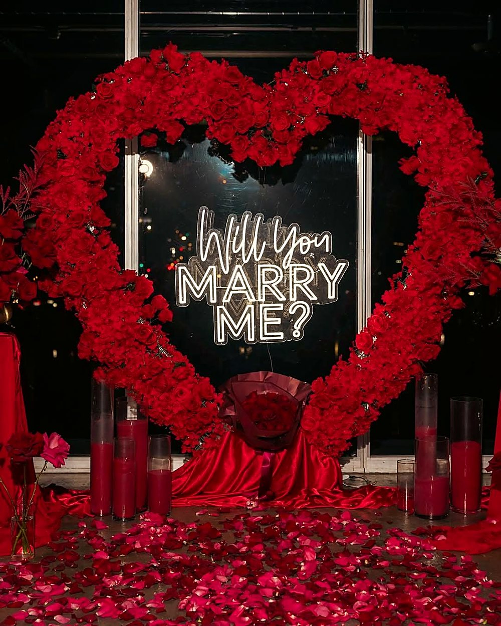 Décor romantique de demande en fiançailles