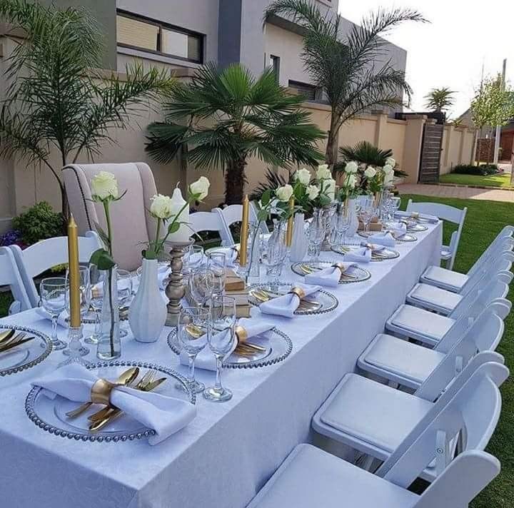 Table de réception dressée